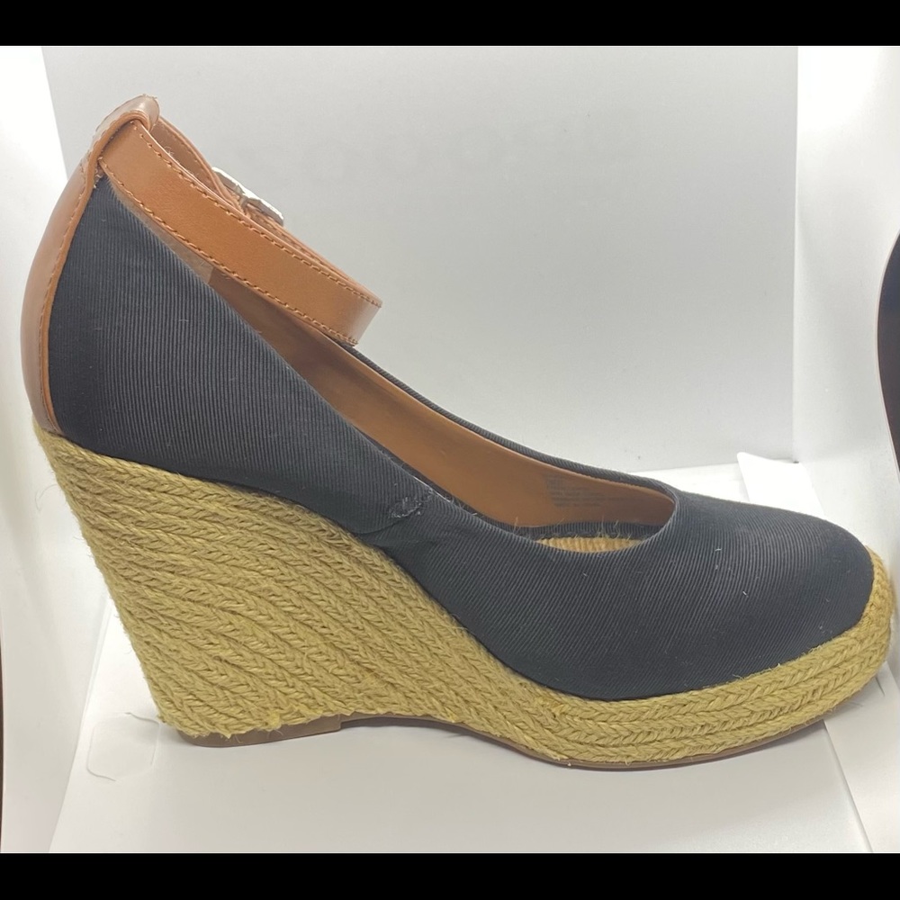 Black wedges size 7